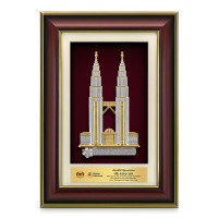 12" x 15" VIP Frame with Gold Plated Pewter - Petronas Twin Towers