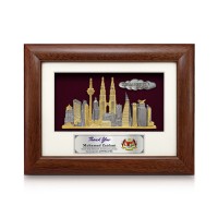 6.5" x 8.5" Frame with Gold Plated Pewter - Kuala Lumpur Landmark 6.5" x 8.5" Frame with Gold Plated Pewter - Kuala Lumpur Landmark