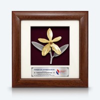 7" x 7" Frame with Gold Plated Pewter - Orchid Flower (Anggerik) 7" x 7" Frame with Gold Plated Pewter - Orchid Flower (Anggerik)